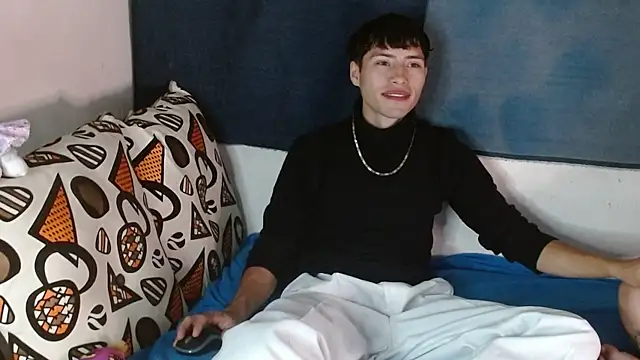 Snapshot of nolanjay_ chatting on 02.10.25 nolanjay online show from 02.10.25