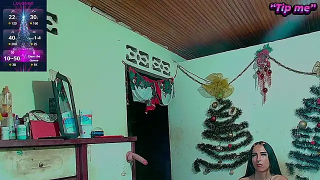 Snapshot of Angel-dust09 chatting on 12.10.24 Angel-dust09 online show from 12.10.24