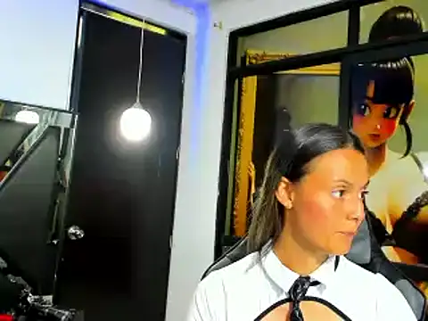 Snapshot of ValentinaAndTerry chatting on 12.20.24 ValentinaAndTerry online show from 12.20.24