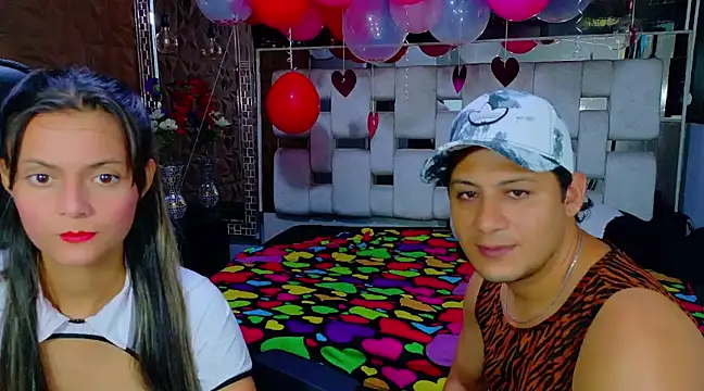 Snapshot of ValentinaAndTerry chatting on 02.15.25 ValentinaAndTerry online show from 02.15.25