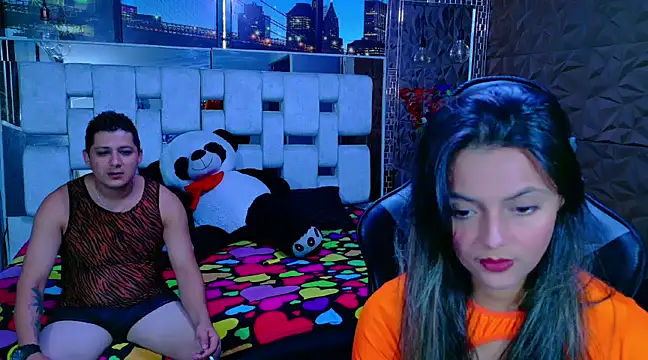Snapshot of ValentinaAndTerry chatting on 03.22.25 ValentinaAndTerry online show from 03.22.25
