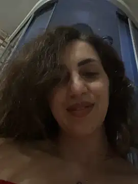 EmaSkyes online show from 10.03.25