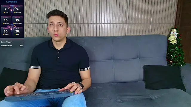 Snapshot of Maykol_Victoriasr chatting on 12.31.24 Maykol Victoriasr online show from 12.31.24
