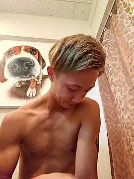 Snapshot of mementomori4669 chatting on 10.07.25 mementomori4669 online show from 10.07.25