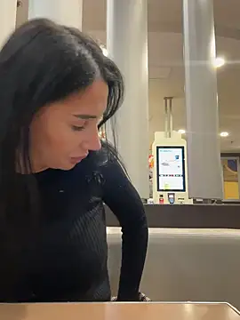 Snapshot of AnaRhodes chatting on 03.02.25 AnaRhodes online show from 03.02.25