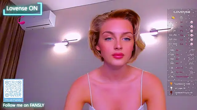 Snapshot of pretty_girlnextdoor chatting on 01.26.25 pretty girlnextdoor online show from 01.26.25