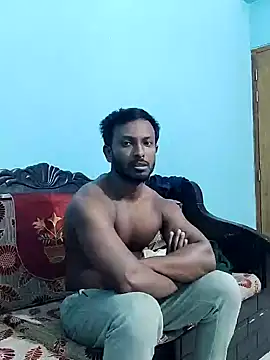 Snapshot of HunkyAriyan chatting on 01.05.25 HunkyAriyan online show from 01.05.25