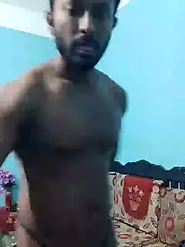 Snapshot of HunkyAriyan chatting on 02.02.25 HunkyAriyan online show from 02.02.25