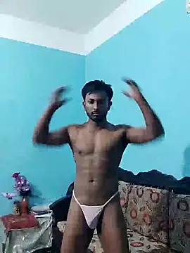 Snapshot of HunkyAriyan chatting on 03.19.25 HunkyAriyan online show from 03.19.25