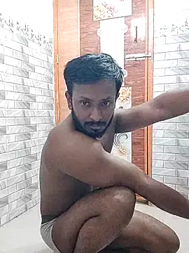 Snapshot of HunkyAriyan chatting on 09.18.25 HunkyAriyan online show from 09.18.25