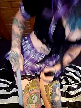 Purple Coffin666 online show from 02.05.25