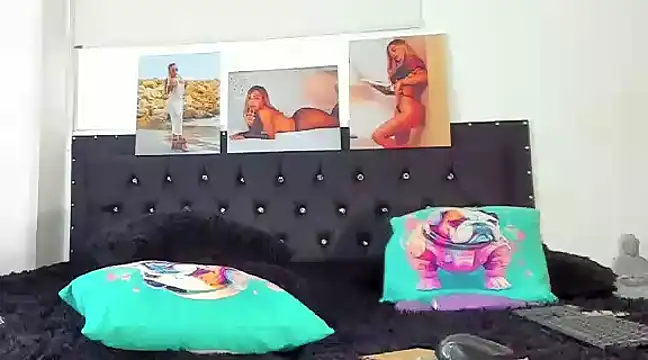 Snapshot of doll_celeste20 chatting on 03.10.25 doll celeste20 online show from 03.10.25