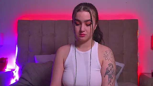 ChristinaMilton online show from 01.26.25