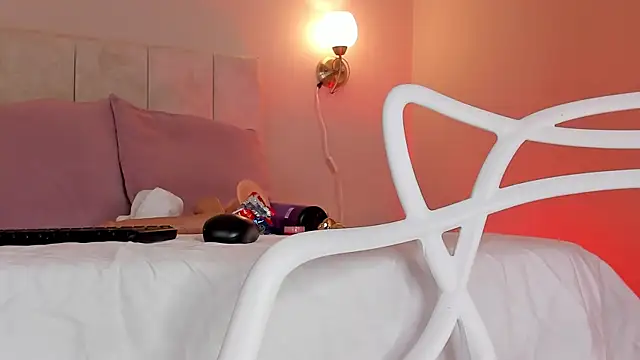 Snapshot of dani_skinny_ chatting on 01.15.25 dani skinny online show from 01.15.25