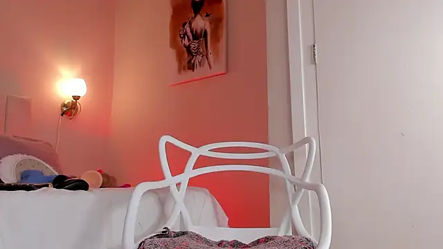 Snapshot of dani_skinny_ chatting on 01.22.25 dani skinny online show from 01.22.25