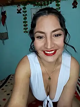 Snapshot of ELISA_90 chatting on 12.13.24 ELISA 90 online show from 12.13.24