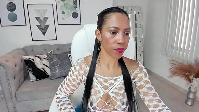 Shantaall  online show from 01.05.25