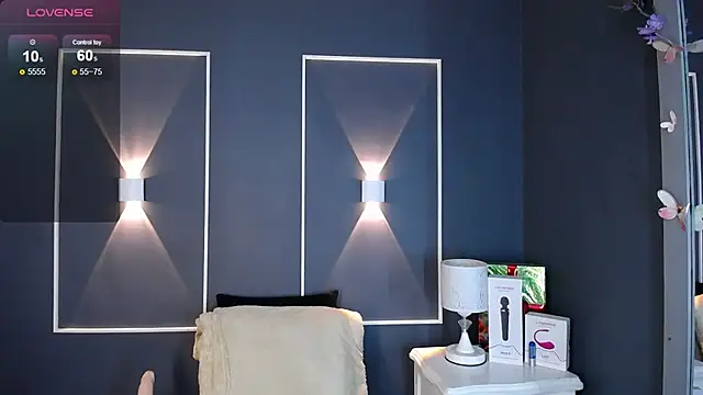 Emmawattsom online show from 12.23.24