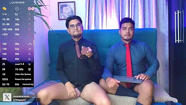 Snapshot of thiagowes chatting on 09.17.25 thiagowes online show from 09.17.25
