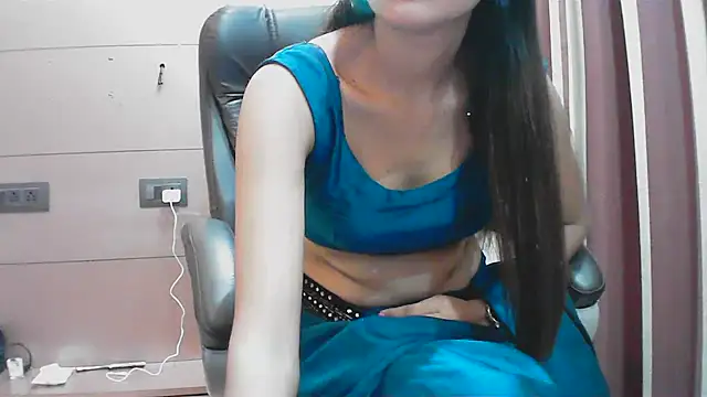 Snapshot of collage_hoty chatting on 09.13.25 collage hoty online show from 09.13.25