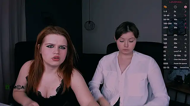 Snapshot of nikole_kitt chatting on 02.07.25 nikole kitt online show from 02.07.25