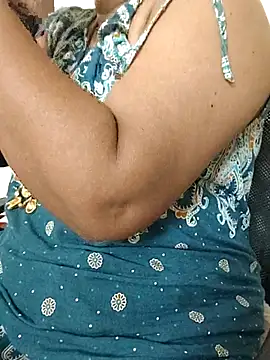 gaurika18 online show from 11.14.25