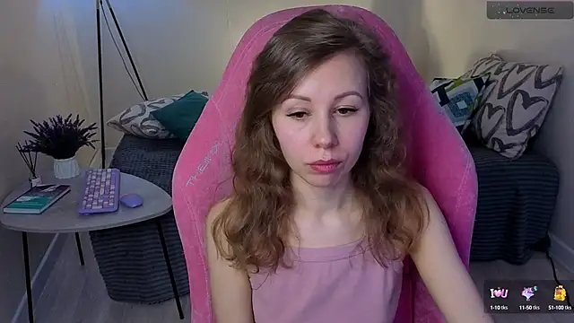 Snapshot of Lill_Mary chatting on 03.05.25 Lill Mary online show from 03.05.25