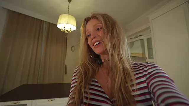 HeyBananas online show from 11.16.25