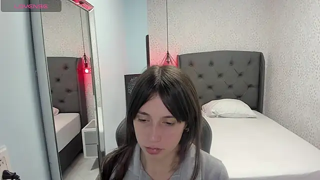 MAGNOLEROY online show from 11.28.25