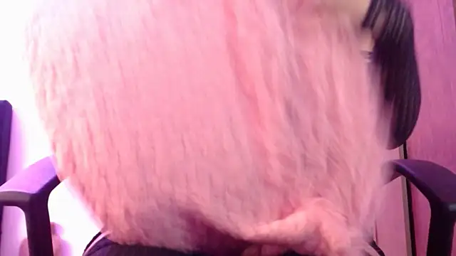 Snapshot of Miia-fox chatting on 02.14.25 Miia-fox online show from 02.14.25