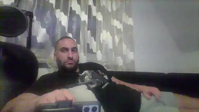 Snapshot of NewyorkDimi chatting on 12.24.24 NewyorkDimi online show from 12.24.24