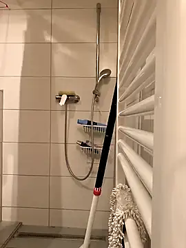 Snapshot of NewyorkDimi chatting on 12.27.24 NewyorkDimi online show from 12.27.24