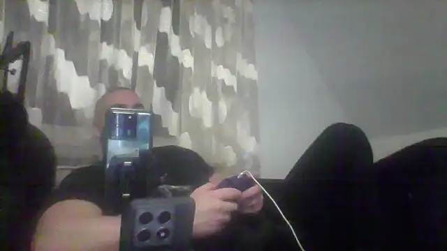 Snapshot of NewyorkDimi chatting on 01.21.25 NewyorkDimi online show from 01.21.25