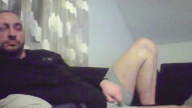 Snapshot of NewyorkDimi chatting on 02.26.25 NewyorkDimi online show from 02.26.25