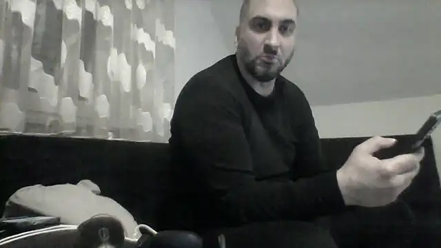 Snapshot of NewyorkDimi chatting on 03.17.25 NewyorkDimi online show from 03.17.25
