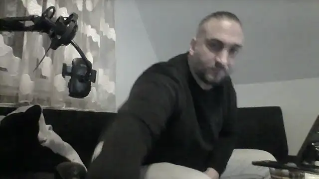 Snapshot of NewyorkDimi chatting on 11.03.25 NewyorkDimi online show from 11.03.25