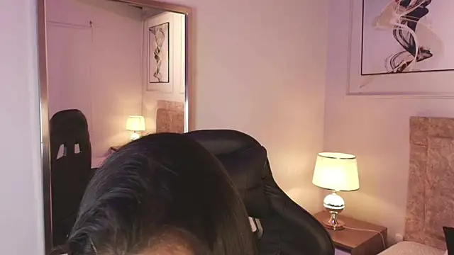 Snapshot of lyn_adamns chatting on 01.24.25 lyn adamns online show from 01.24.25