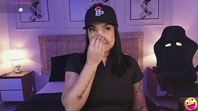 lyn adamns online show from 03.18.25