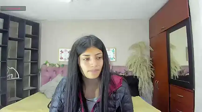 Lia Keen online show from 03.12.25