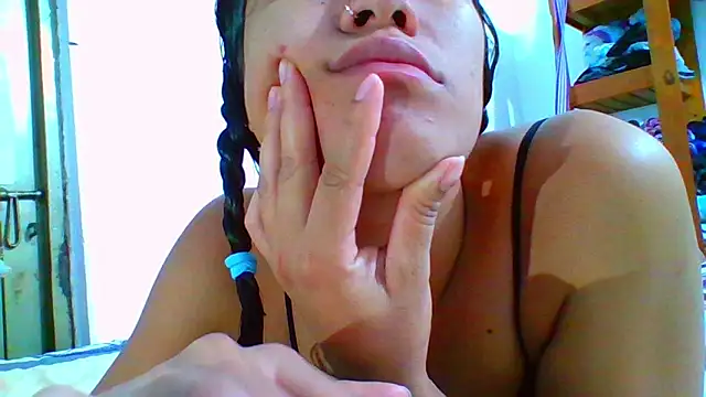 Snapshot of perverted_couple_- chatting on 12.11.24 perverted couple - online show from 12.11.24