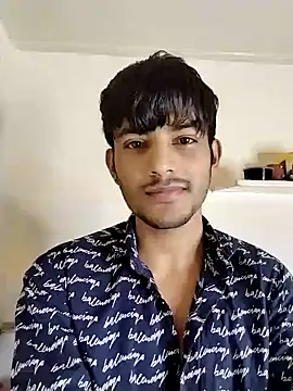 Snapshot of kingkartik7 chatting on 01.05.25 kingkartik7 online show from 01.05.25