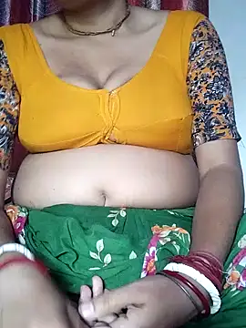 Snapshot of miss-Riy chatting on 02.10.25 miss-Riy online show from 02.10.25