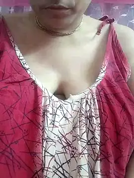 Snapshot of miss-Riy chatting on 02.19.25 miss-Riy online show from 02.19.25