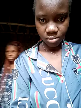 Black juicy24 online show from 11.30.25