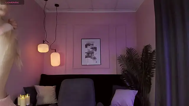 EmilyAir online show from 03.02.25