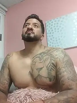 Snapshot of Drake_Smith1 chatting on 09.23.25 Drake Smith1 online show from 09.23.25