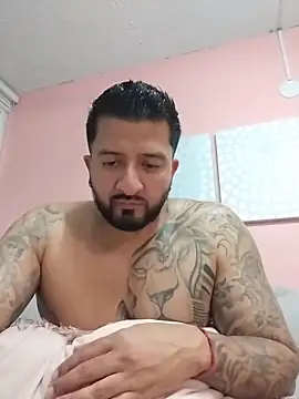 Snapshot of Drake_Smith1 chatting on 10.30.25 Drake Smith1 online show from 10.30.25