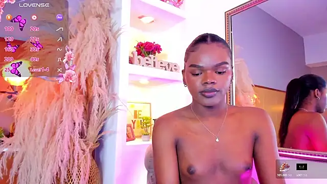 CamiEstrada online show from 02.12.25