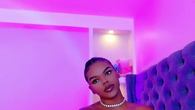 CamiEstrada online show from 11.20.25