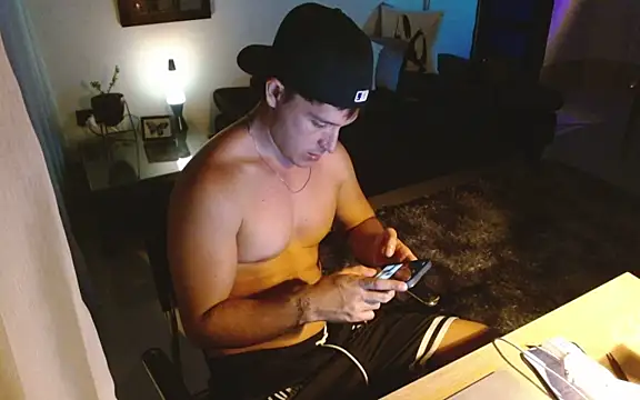 Snapshot of zeth_666 chatting on 03.18.25 zeth 666 online show from 03.18.25